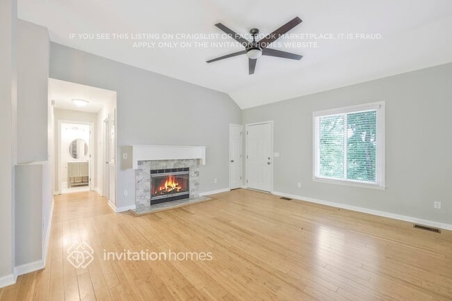 Foto del edificio - 816 Restover Ct