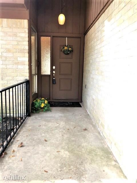 Building Photo - 4 br, 2 bath House - 1911 Foxtail Pl