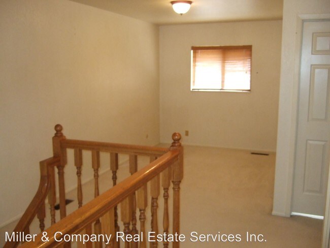 Building Photo - 3 br, 2 bath House - 6905 S. 800 E.