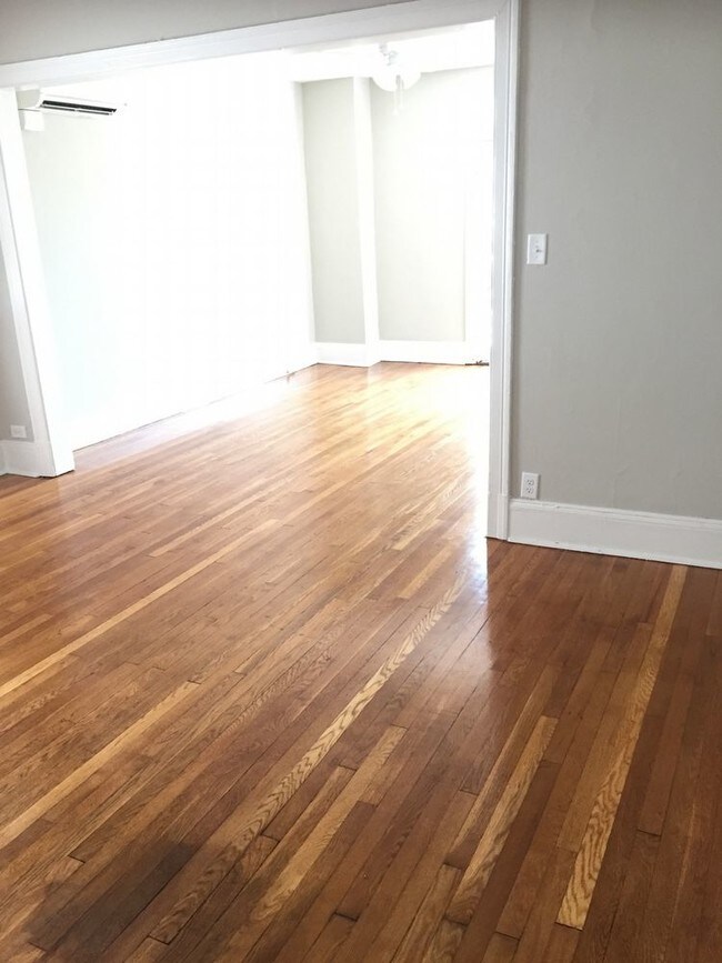 Foto del edificio - 3110 Patterson Ave