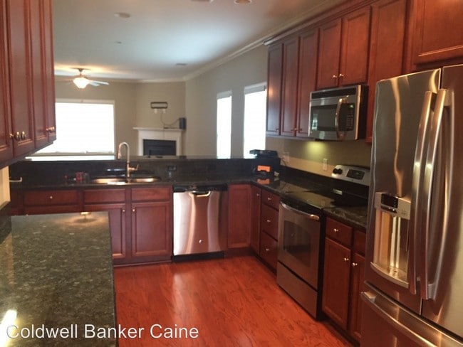 Building Photo - 3 br, 2.5 bath House - 58 Barnwood Circle
