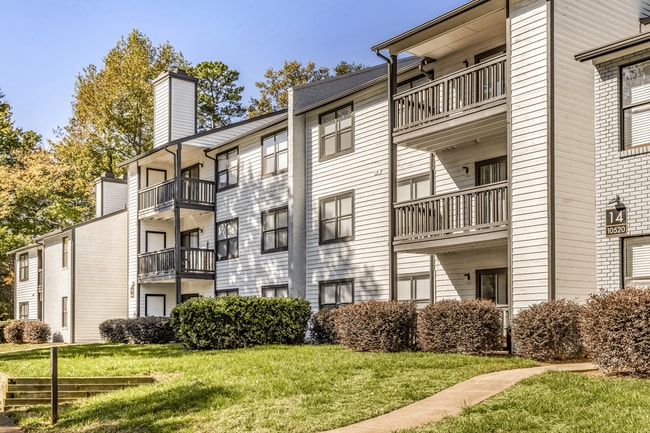 Foto del edificio - Paces Pointe Apartment Homes