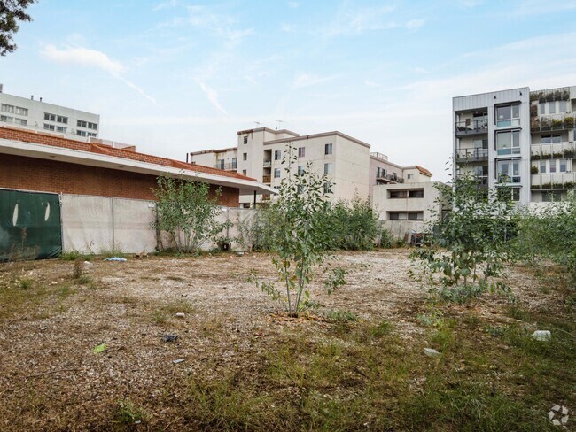 Noviembre de 2022 - 501 Broadway