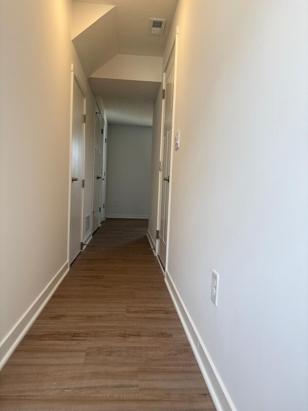 Foto del edificio - 127 Dusky Willow Dr