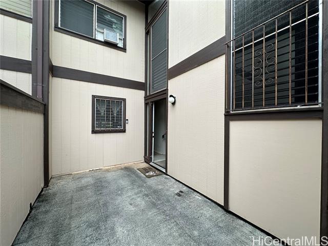 Building Photo - 98-1062-1062 Komo Mai Dr