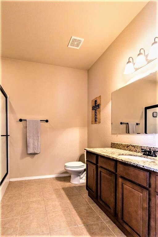 Master Bath - 5000 W Lakewood Ct