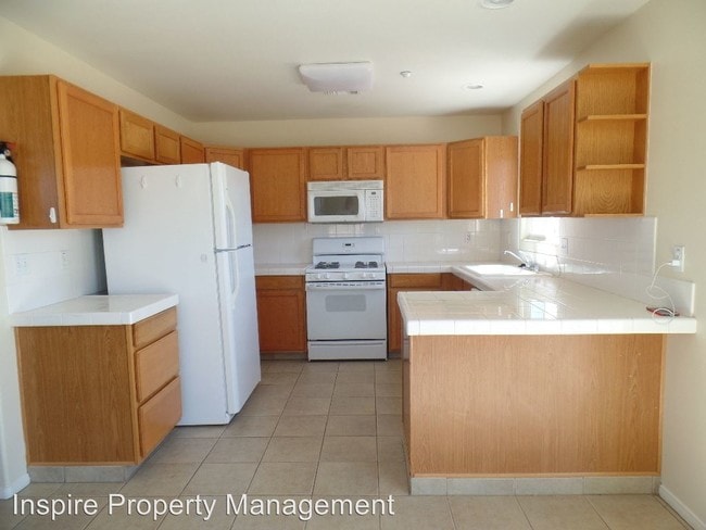 Building Photo - 4 br, 2 bath House - 57783 Belmont St