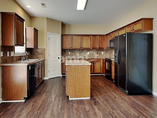 Foto del edificio - 2308 Sage Crossing Rd