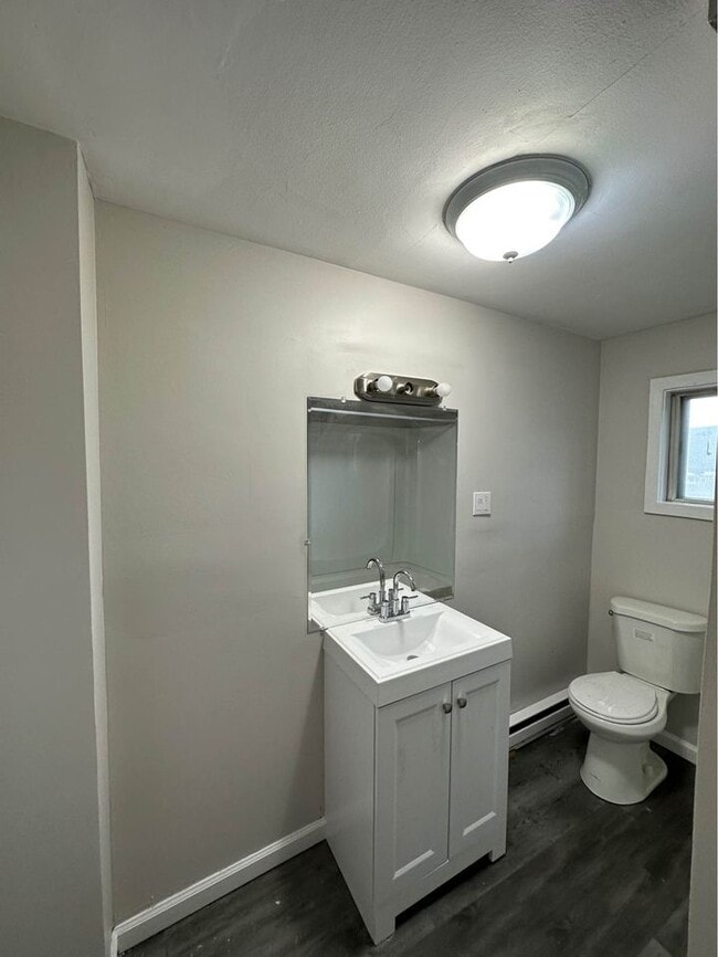 Foto del edificio - 1514 Cedar Ave