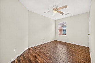 Building Photo - 3330 Clipper Winds Way