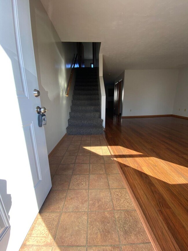 40 Paul St Unit 40, Frostburg, MD 21532 Room for Rent in Frostburg, MD