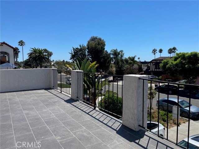 Building Photo - 34442 Via Espinoza