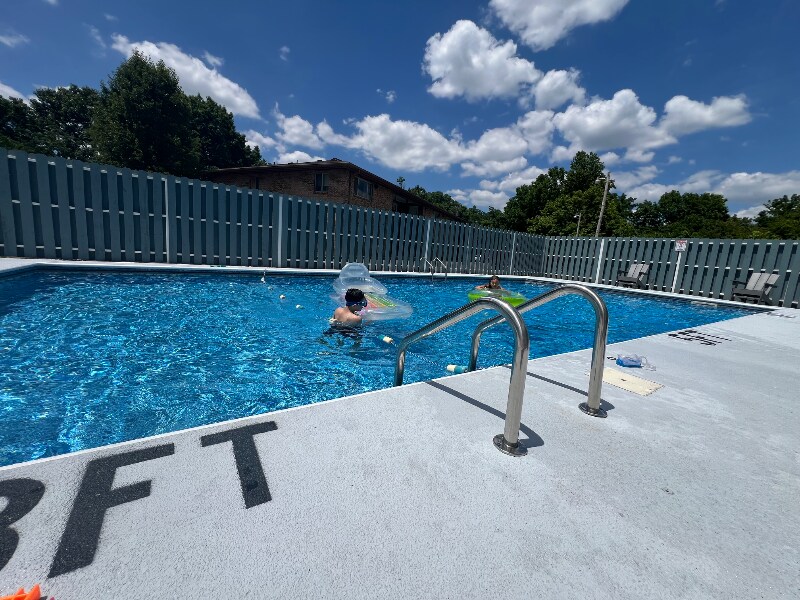 Foto principal - 361 Belmont Dr