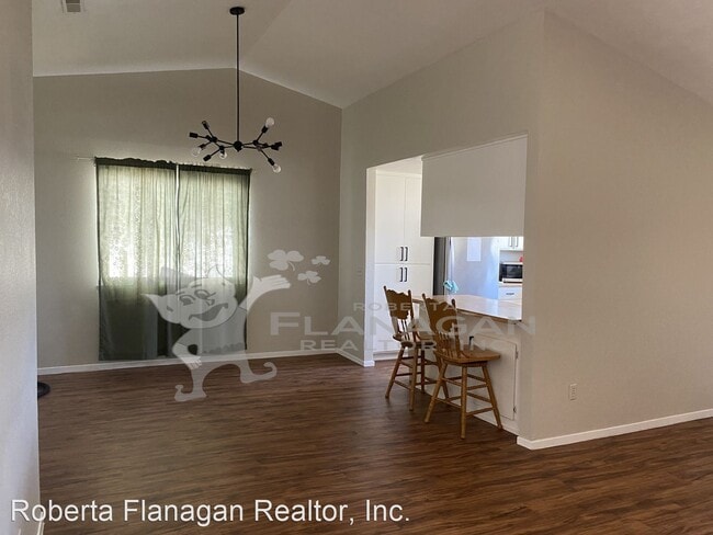 Building Photo - 3 br, 2 bath House - 428 Calaveras Street