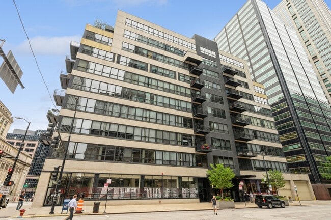 Building Photo - 130 S Canal St