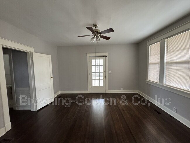 Foto del edificio - 1806 15th Ave S