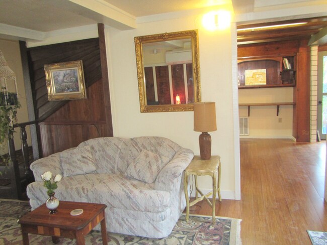 Building Photo - 5001 CA-299