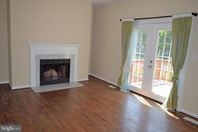 Foto del edificio - 9642 Sutton Green Ct