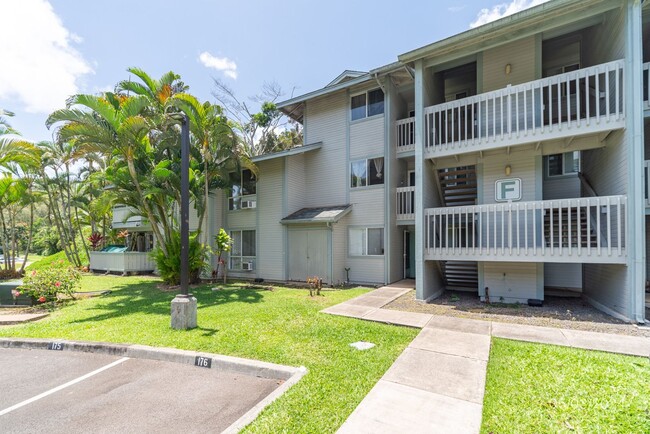Building Photo - 2 Bed 1 Bath 1 Parking in Gardens At Launa...