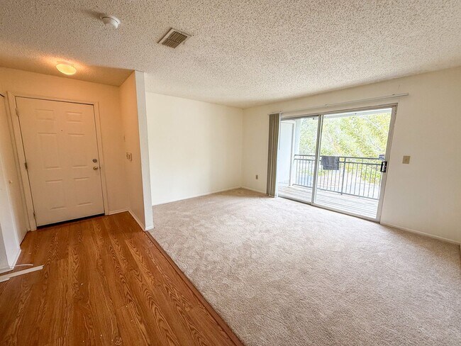 Foto del edificio - 3705 SW 27th St