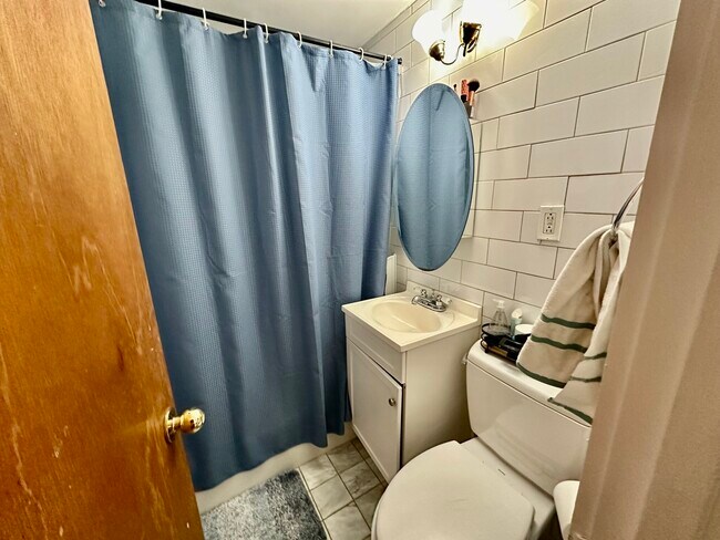 Foto del edificio - 108 Myrtle St