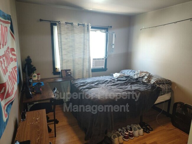 Foto del edificio - 803 Hot Springs Ave
