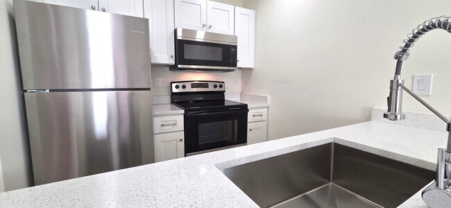 Foto del edificio - 926-912 12th Ave S