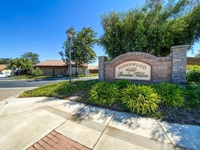 Building Photo - 4354 Foxenwood Cir