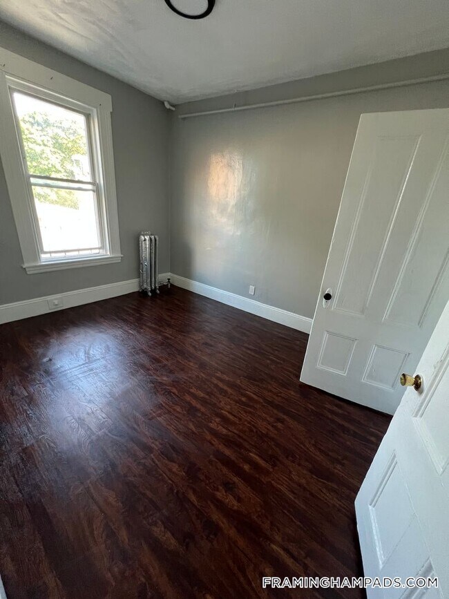 Foto del edificio - 64 Hollis St