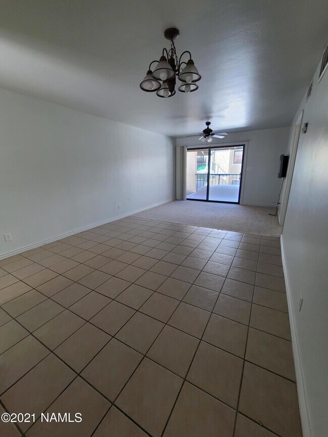 Building Photo - 3200 S Litzler Dr