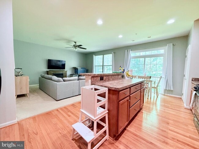 Building Photo - 43661 Evening Primrose Ct