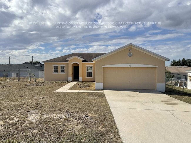 Building Photo - 910 Cumberland Dr