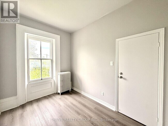 Building Photo - 53 McClary Ave