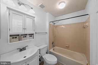Building Photo - 2377 Tawny Dr