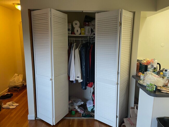 Foto del edificio - 102 Trowbridge St