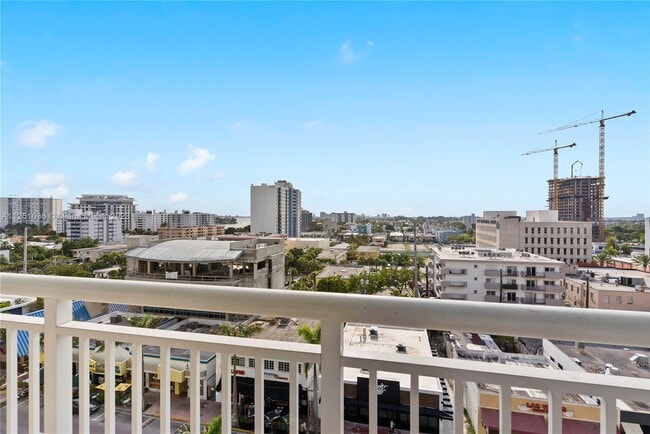 Building Photo - 6969 Collins Ave