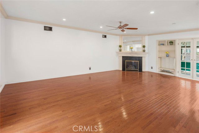 Building Photo - 22618 Elm Ave