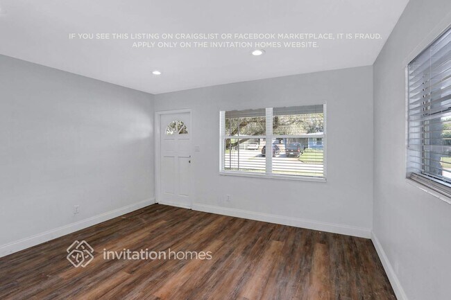 Building Photo - 3120 56th St N