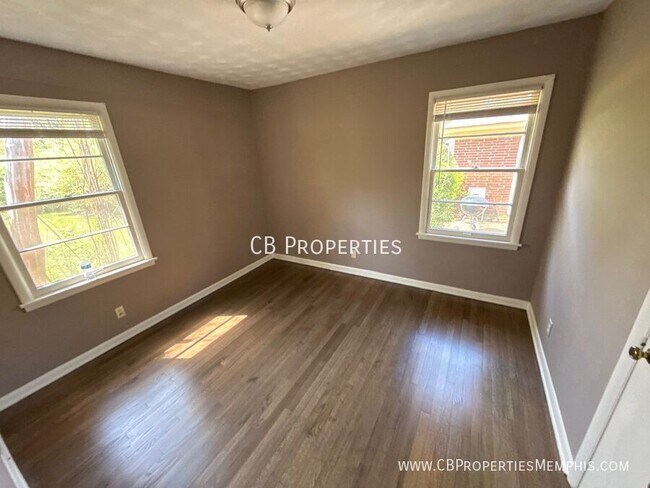 Foto del edificio - 3701 Bedford Ln