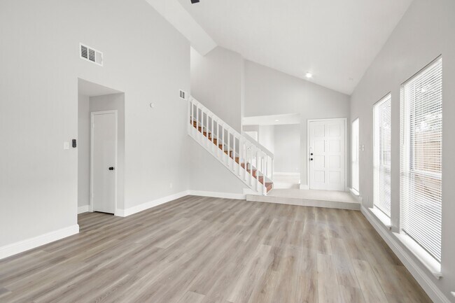 Foto del edificio - 16602 Capewood Dr