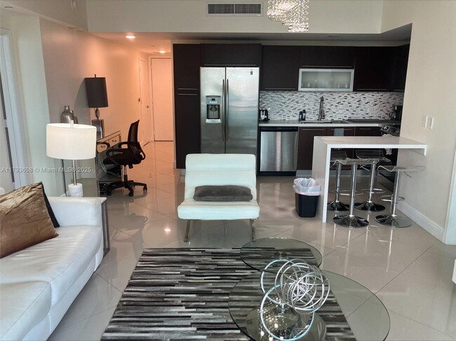 Foto del edificio - 950 Brickell Bay Dr