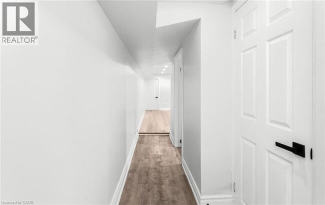 Building Photo - 313 Ashbury Rd