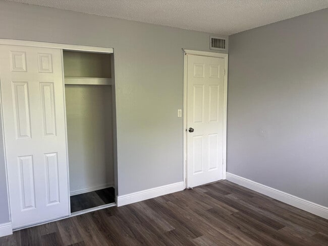 Building Photo - 5801 NW 17th Pl