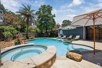 Building Photo - 4311 Meadowbank Dr