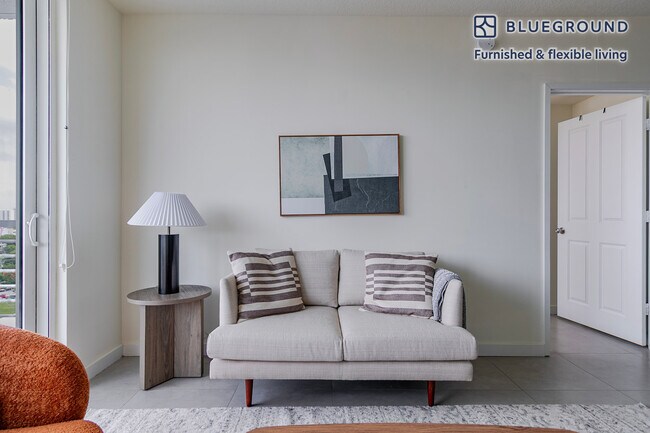 Building Photo - 729 NW 2nd St