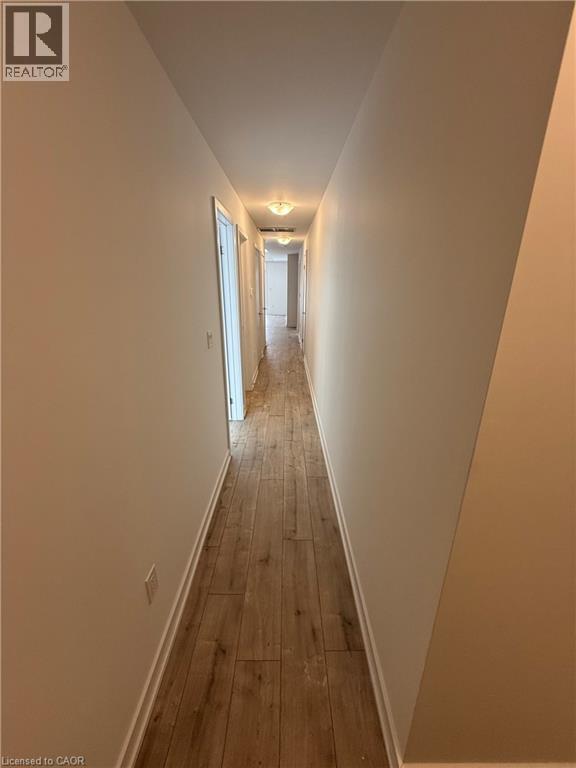 Photo du bâtiment - 498 Plains Rd E