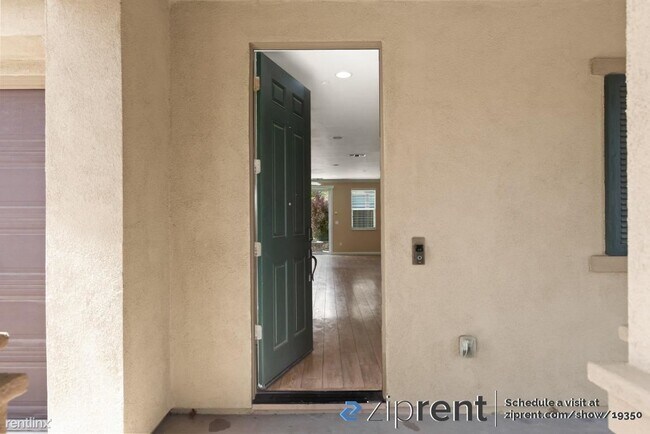 Foto del edificio - 4 br, 2.5 bath House - 111 Shire Street, G...