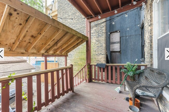 Building Photo - 3519 N Reta Ave
