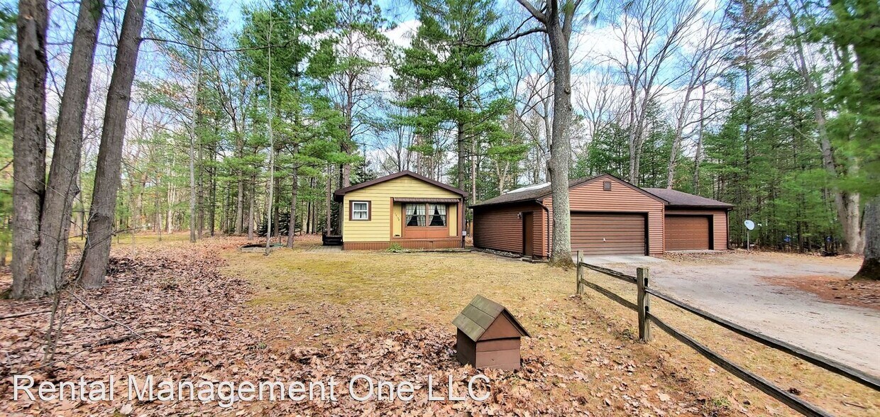 Foto principal - 2 br, 1 bath House - 10138 Mud Lake Rd