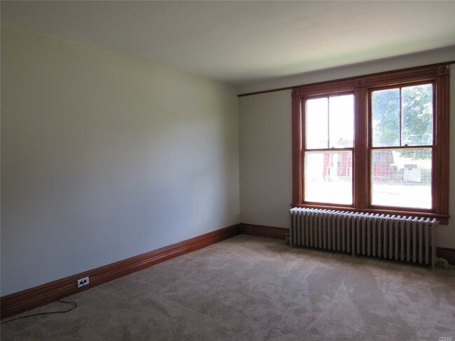 Foto del edificio - 4678 Sound Ave